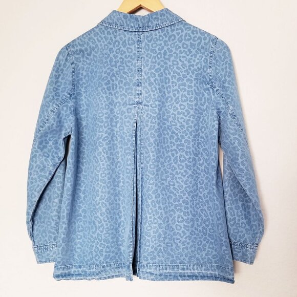Soft Surroundings Leopard Thelma Chambray Long‎ Sleeve Button Down Shirt XSP - Picture 3 of 14